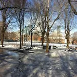 Repos&Manna Downtown Montréal
